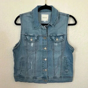 Enjean distressed women’s vest, stretch light wash denim, 4 pockets NWT